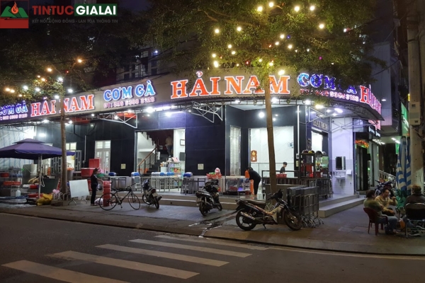 Cơm Gà Hải Nam Pleiku – Quán Cơm Gà Xối Mỡ & Cơm Gà Phố Núi Tại Gia Lai